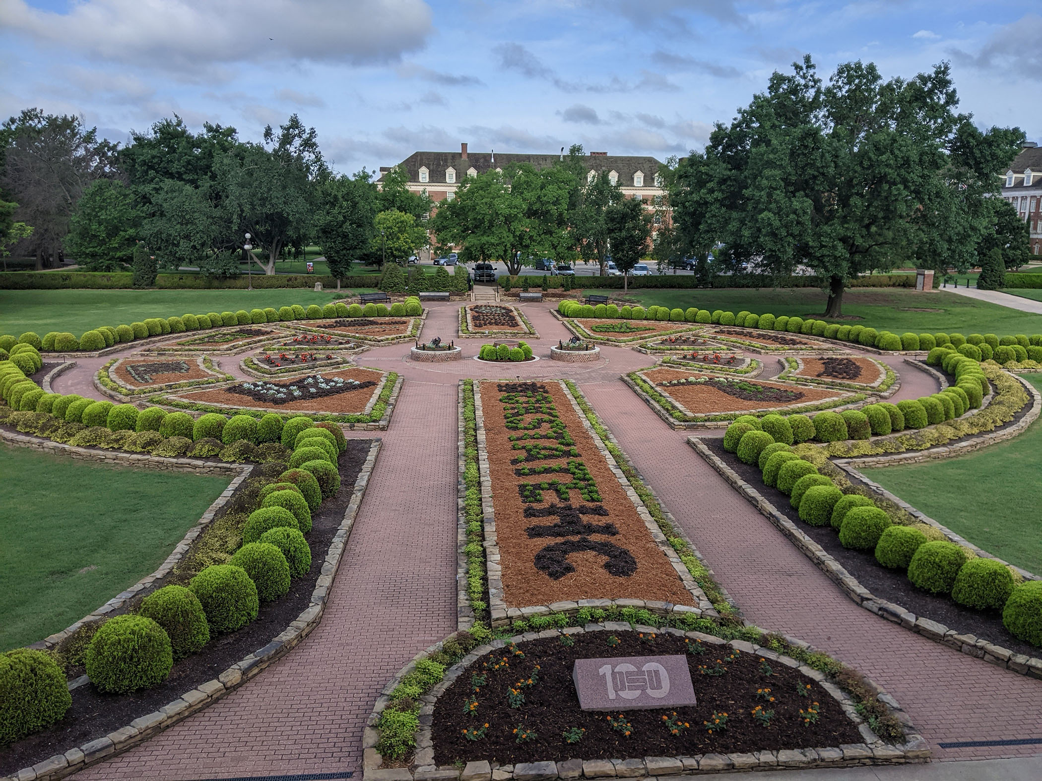 formal_garden_summer21